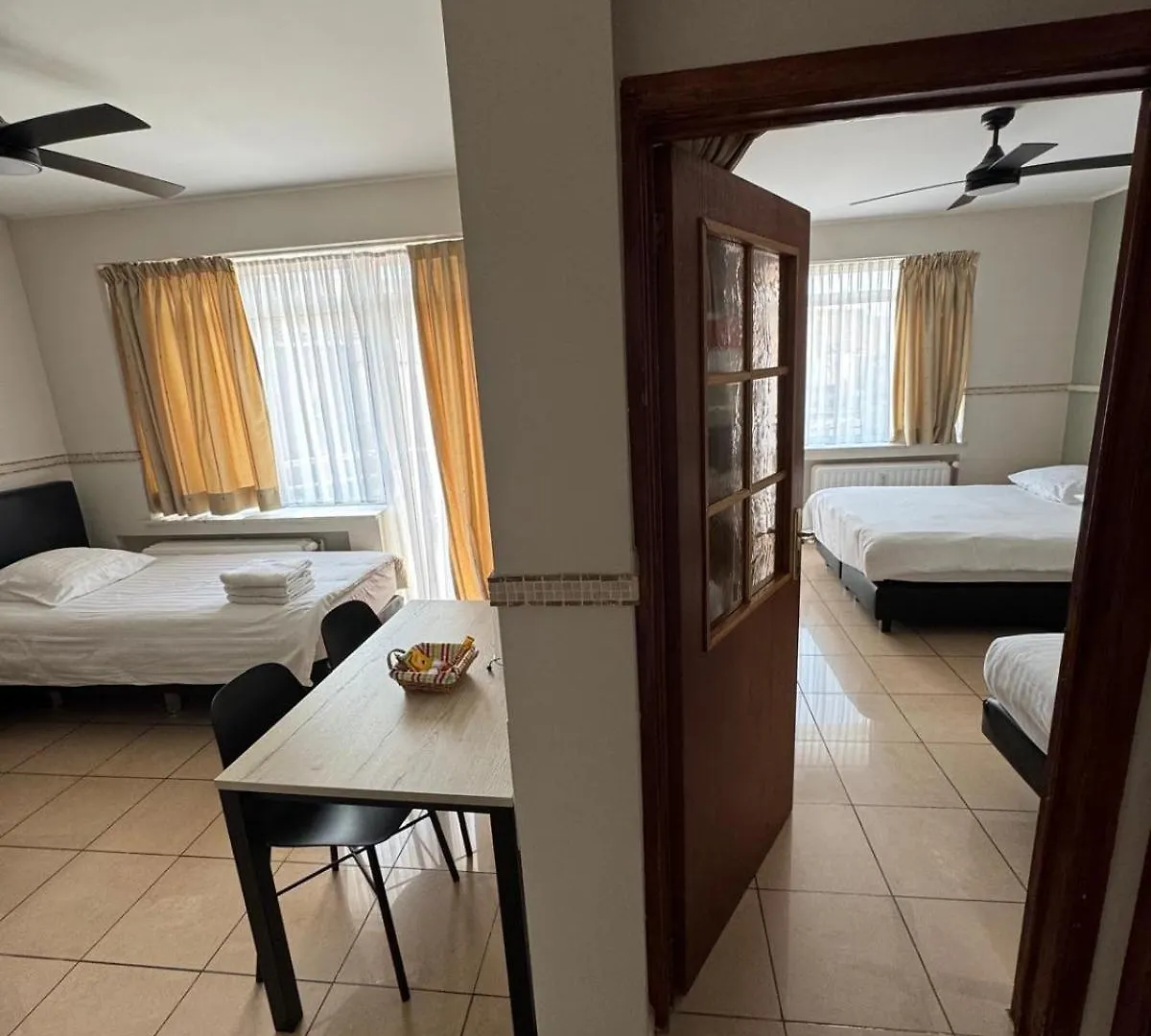 Aparthotel Residence Bara Midi Saint-Gilles 3*, Брюссель Бельгия